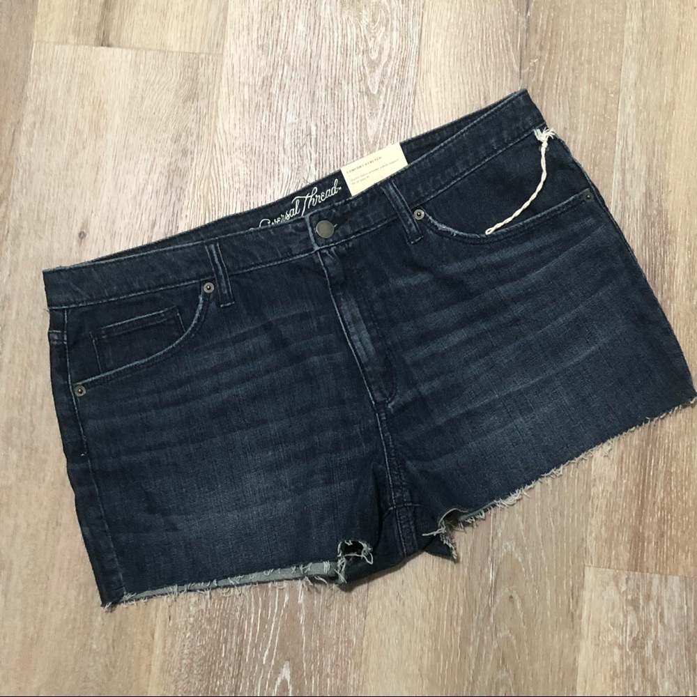Universal Thread Shorts, High Rise Shortie, Dark Wash Cut Off Comfort Stretch 16